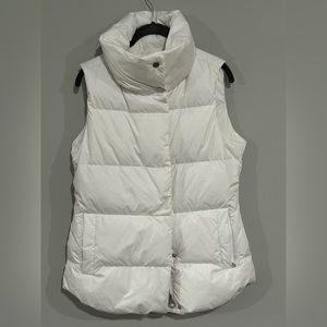 Athleta Puffer Vest